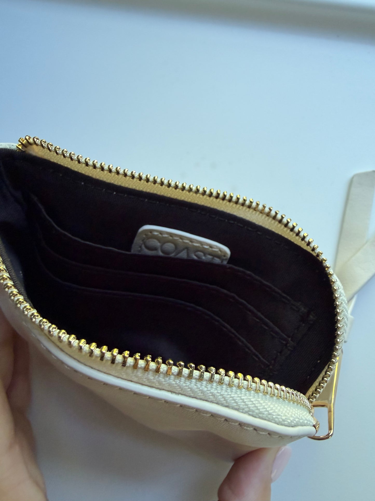 Newport Zip Around Wallet